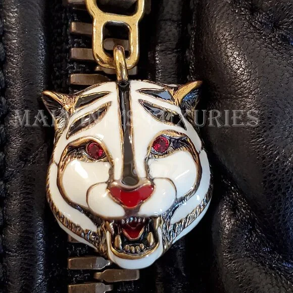 GUCCI JACKET QUILTED BLACK LEATHER BOMBER TIGER CHARM PULL sz IT 38 US 2 - Picture 11 of 15